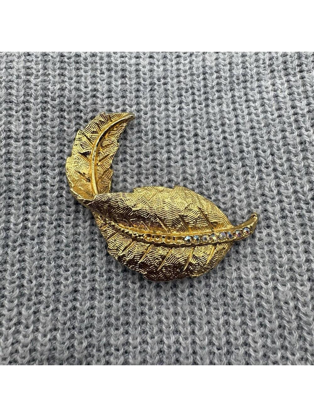 Vintage Gold Tone Leaf Feather Brooch Rhinestone Accent Textured